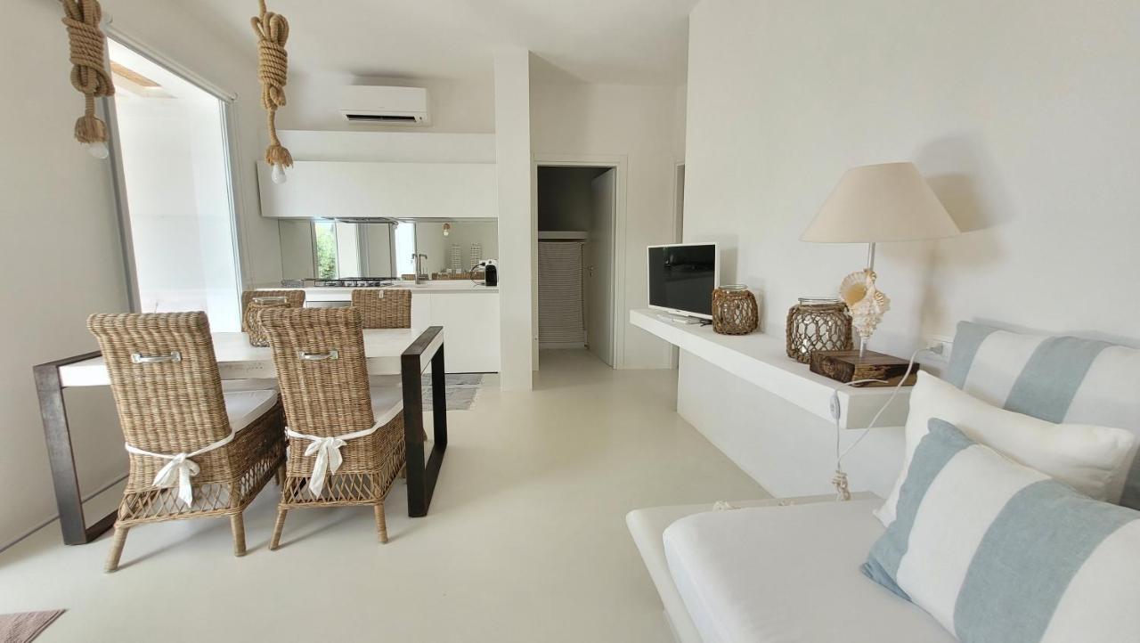 Casa Mirella Apartment ฟาวีญานา ภายนอก รูปภาพ