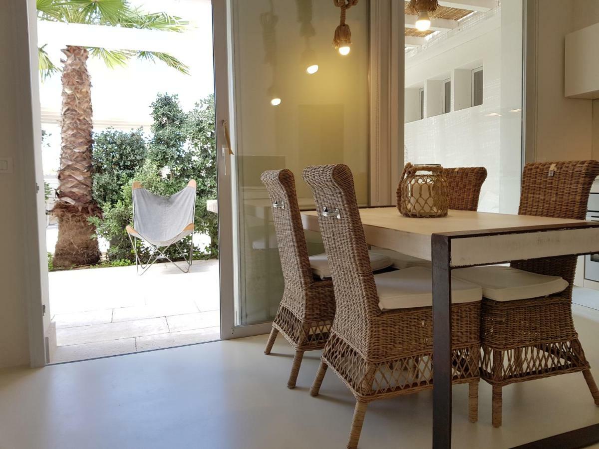 Casa Mirella Apartment ฟาวีญานา ภายนอก รูปภาพ
